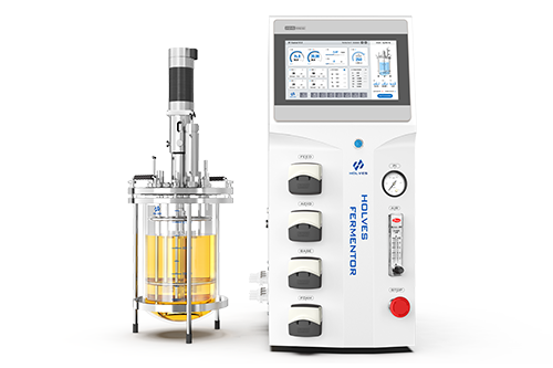 为实验室专业用户开发的一款旗舰级发酵罐系统，使用SIMATIC-1200高端处理器，进口Watson-Marlow蠕动泵及主要部件等。